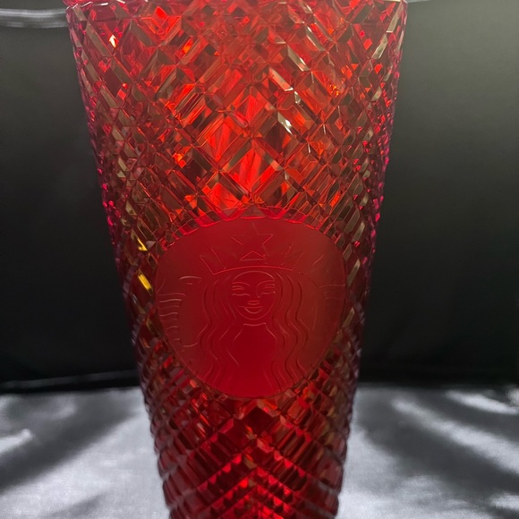 Starbucks Red 2022 Holiday Tumbler Cold Cup Venti 24 Ounces Jeweled and Studded - Picture 2 of 3